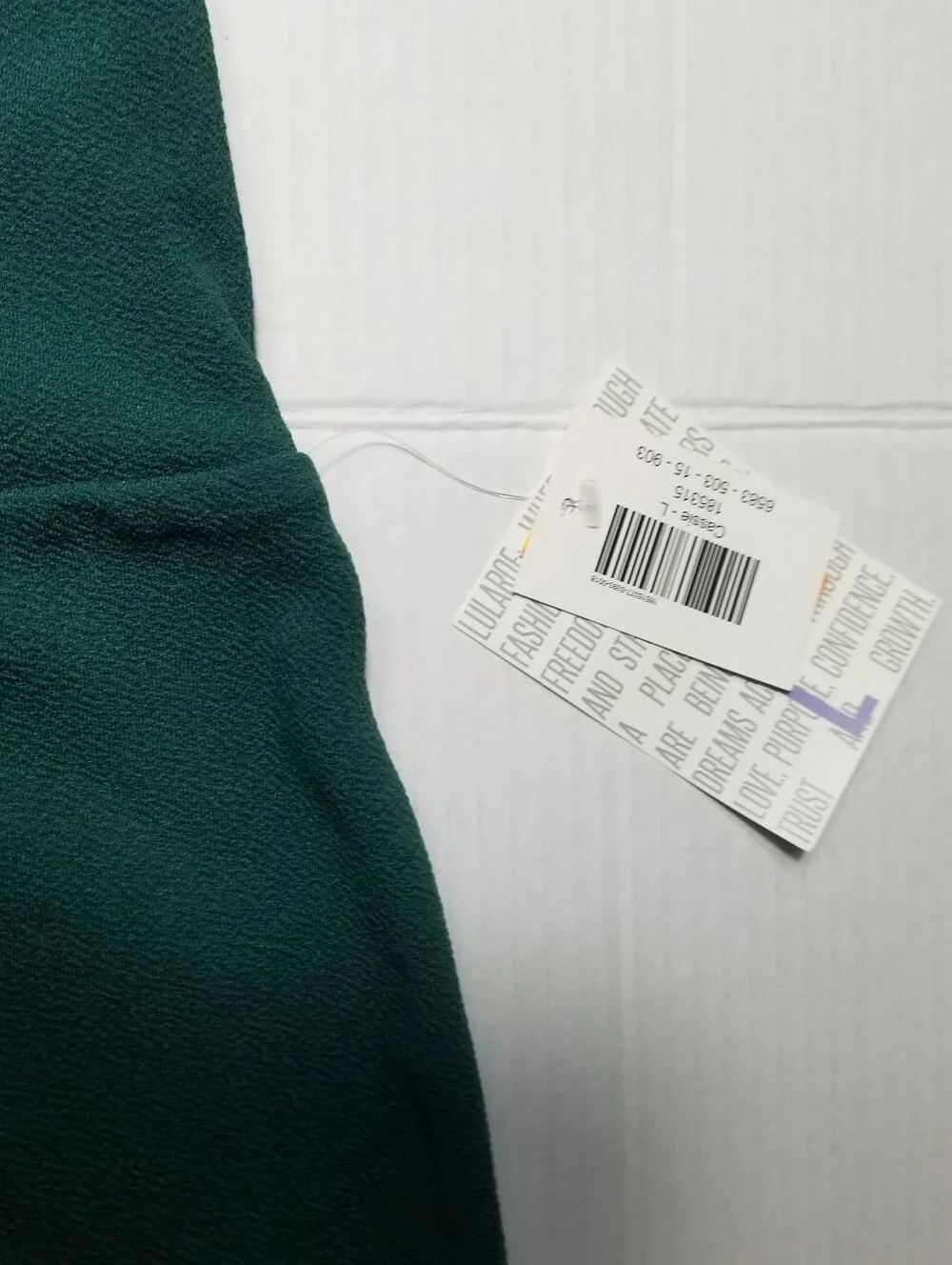 NWT LULAROE WOMEN'S GREEN AND NAVY CASSIE SKIRT SIZE LARGE